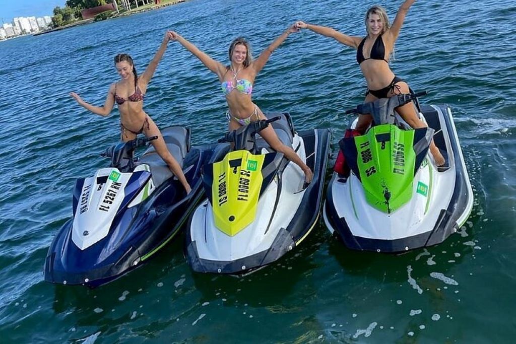Jet Ski Rental Miami Beach | Jet skis Miami Near Me
